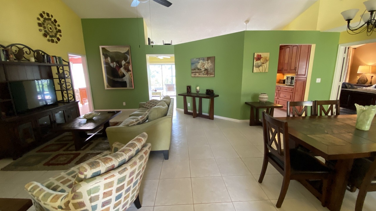 Photo of Livingroom in Deerfield Beach