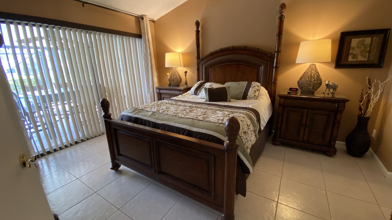 Photo of Bedroom in Deerfield Beach