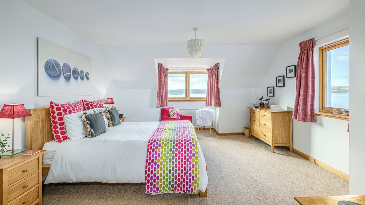 Photo of Others in Mellon Charles