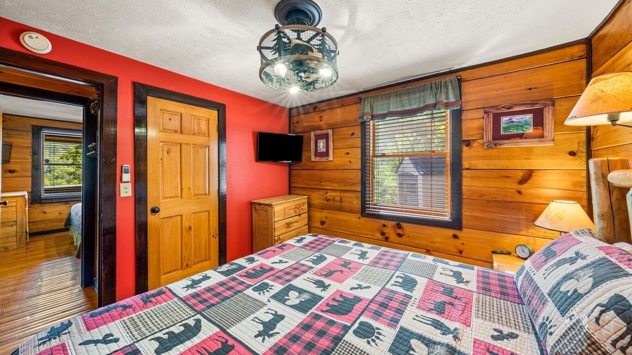 Photo of Bedroom in Gatlinburg