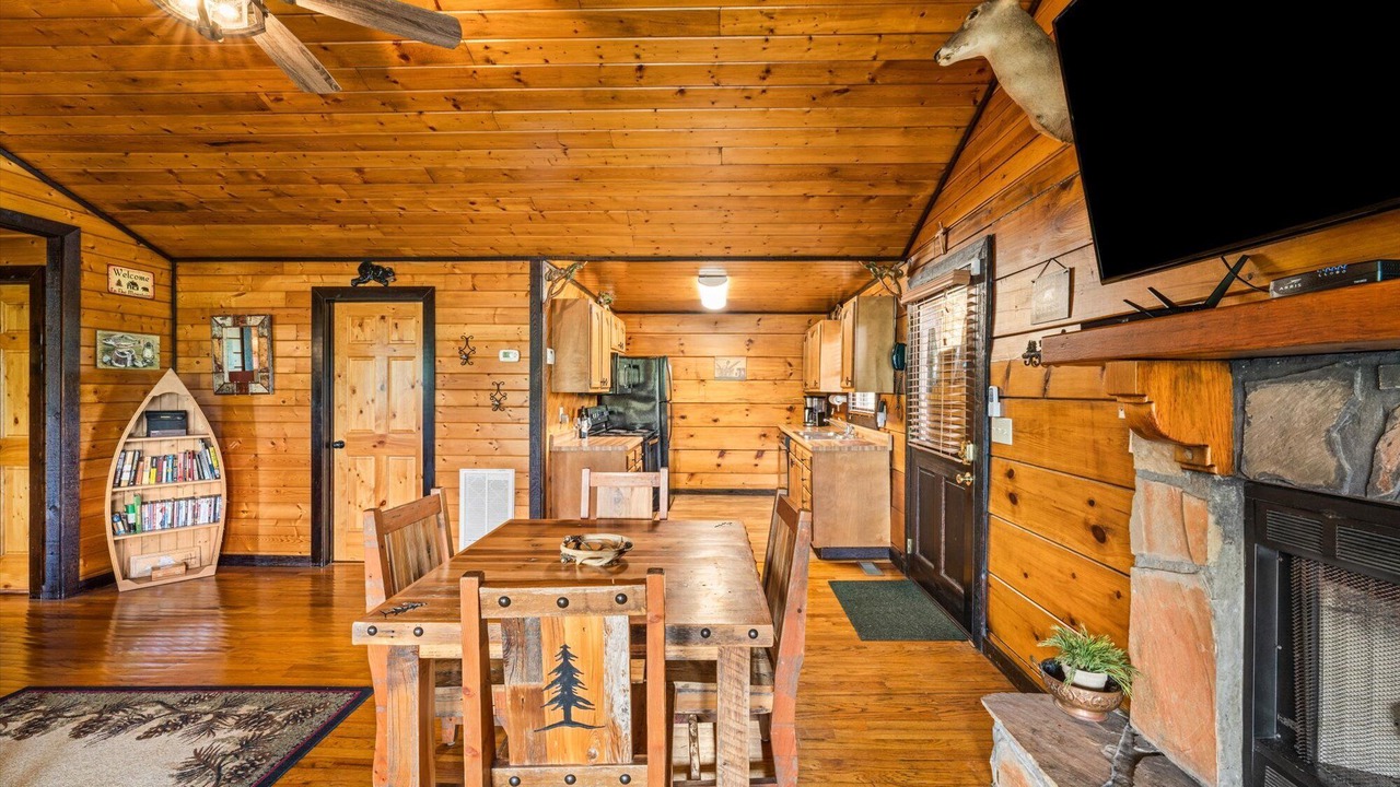 Photo of Livingroom in Gatlinburg