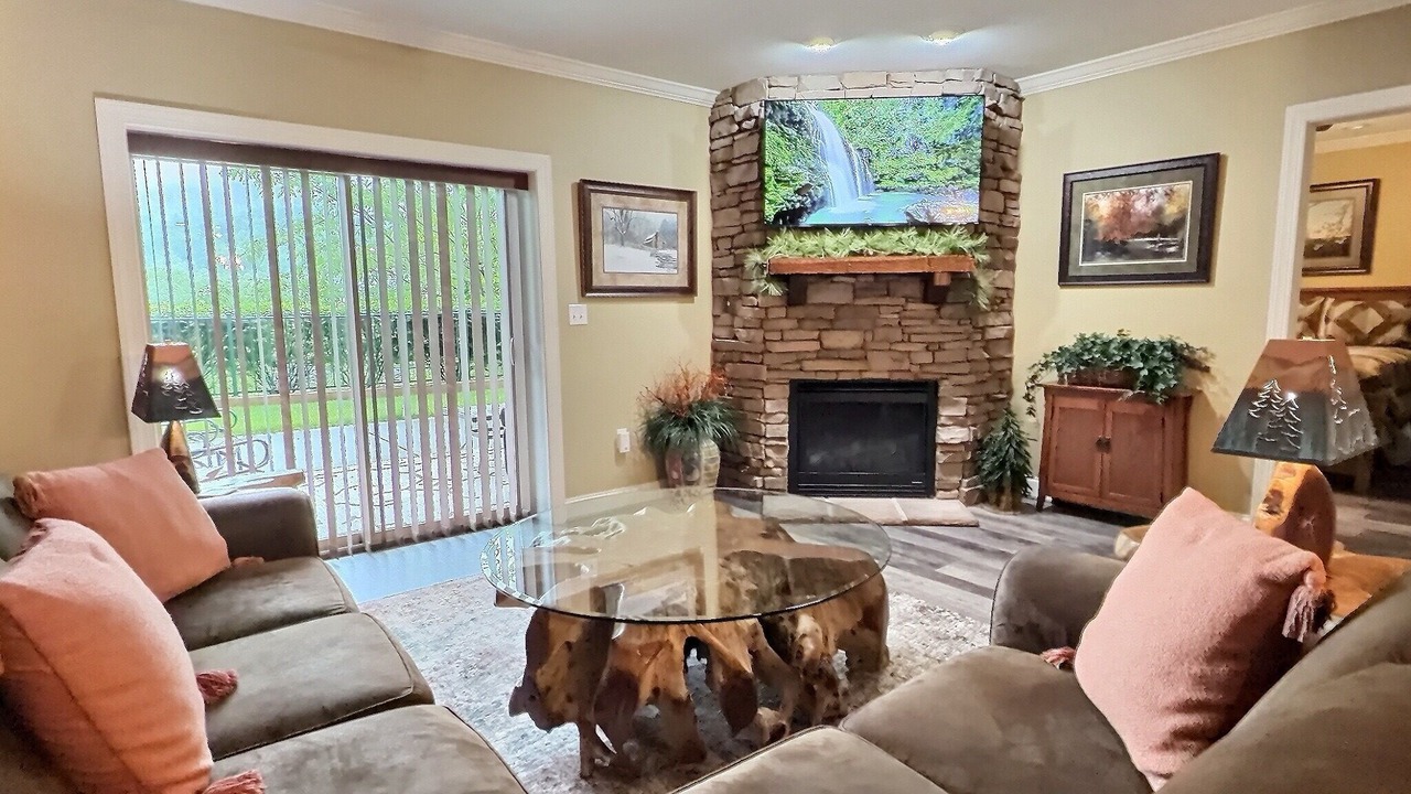 Photo of Livingroom in Gatlinburg