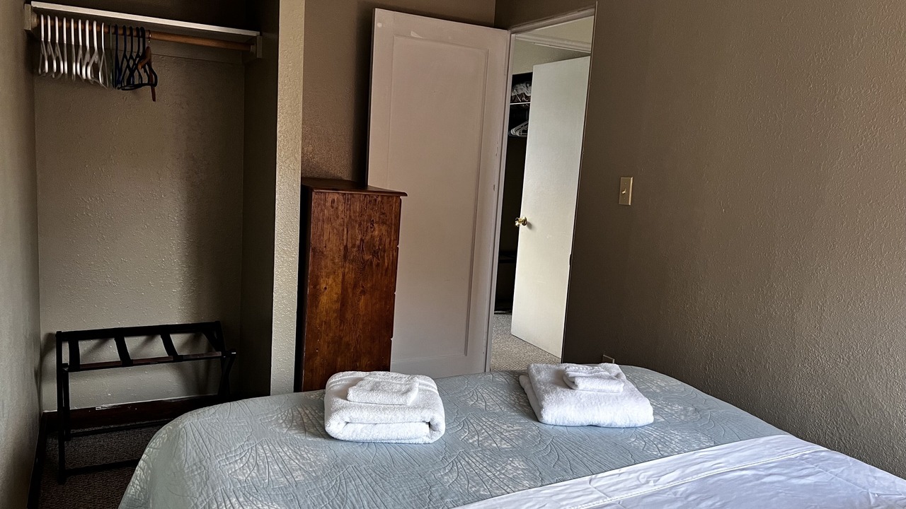 Photo of Bedroom in Seward