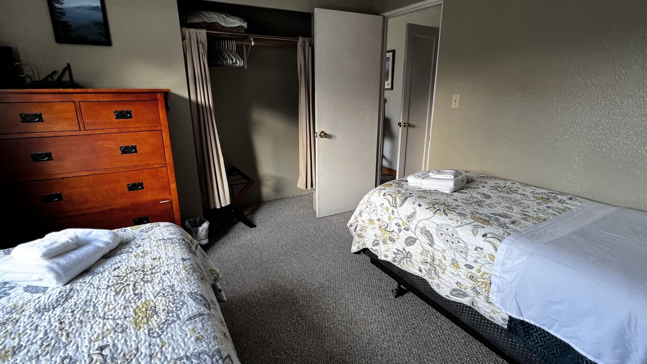 Photo of Bedroom in Seward