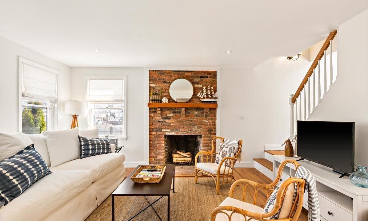 Photo of Livingroom in Edgartown