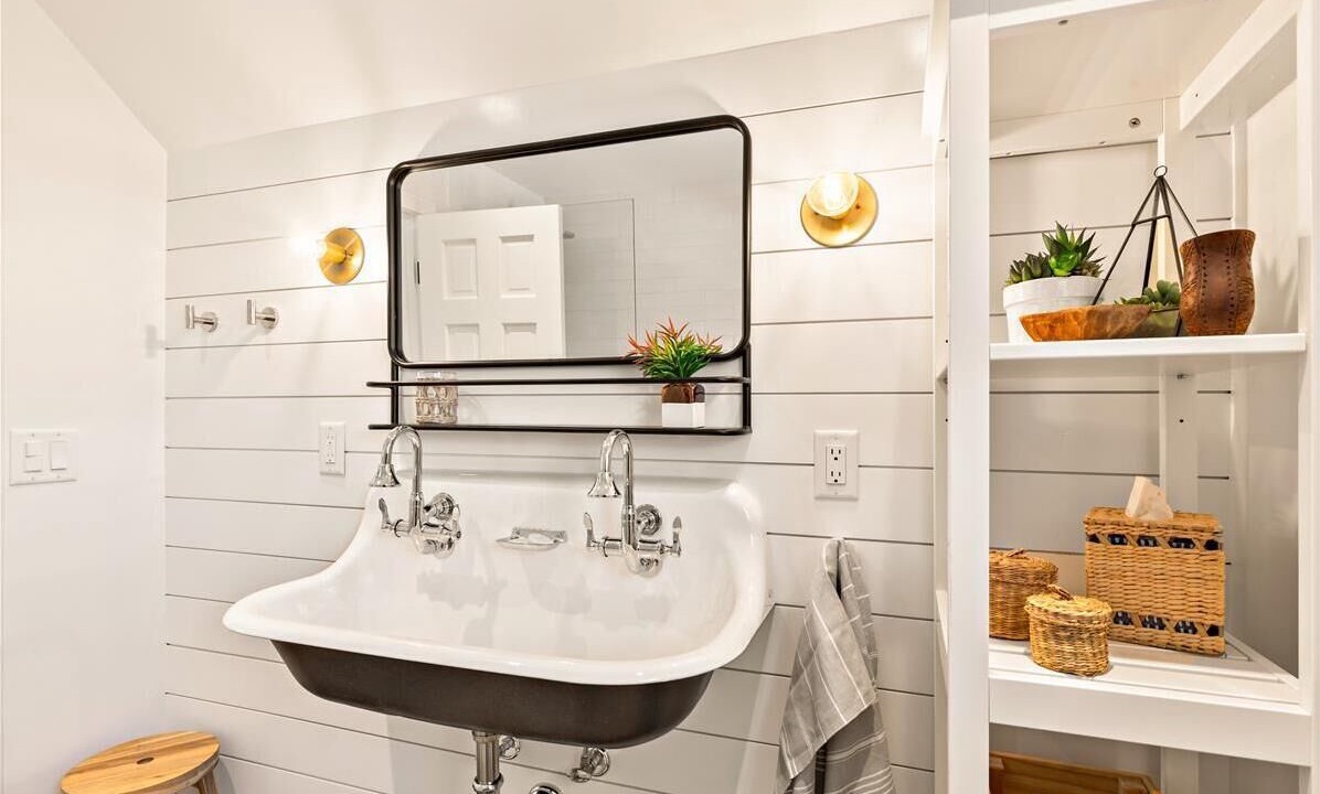 Photo of Bathroom in Edgartown