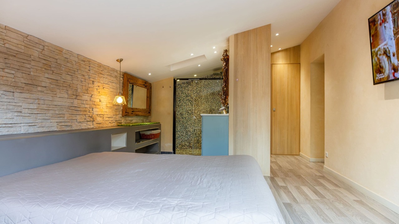 Photo of Bedroom in Puymoyen