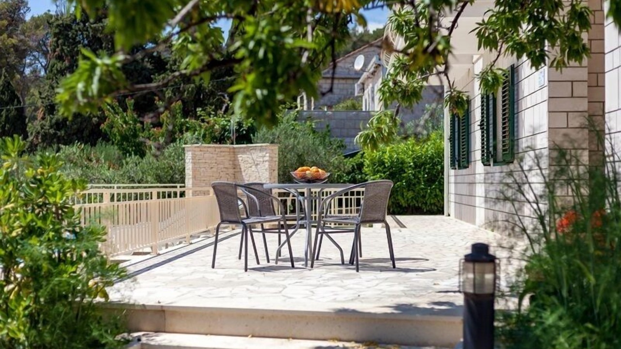 Photo of Outdoor in Sumartin
