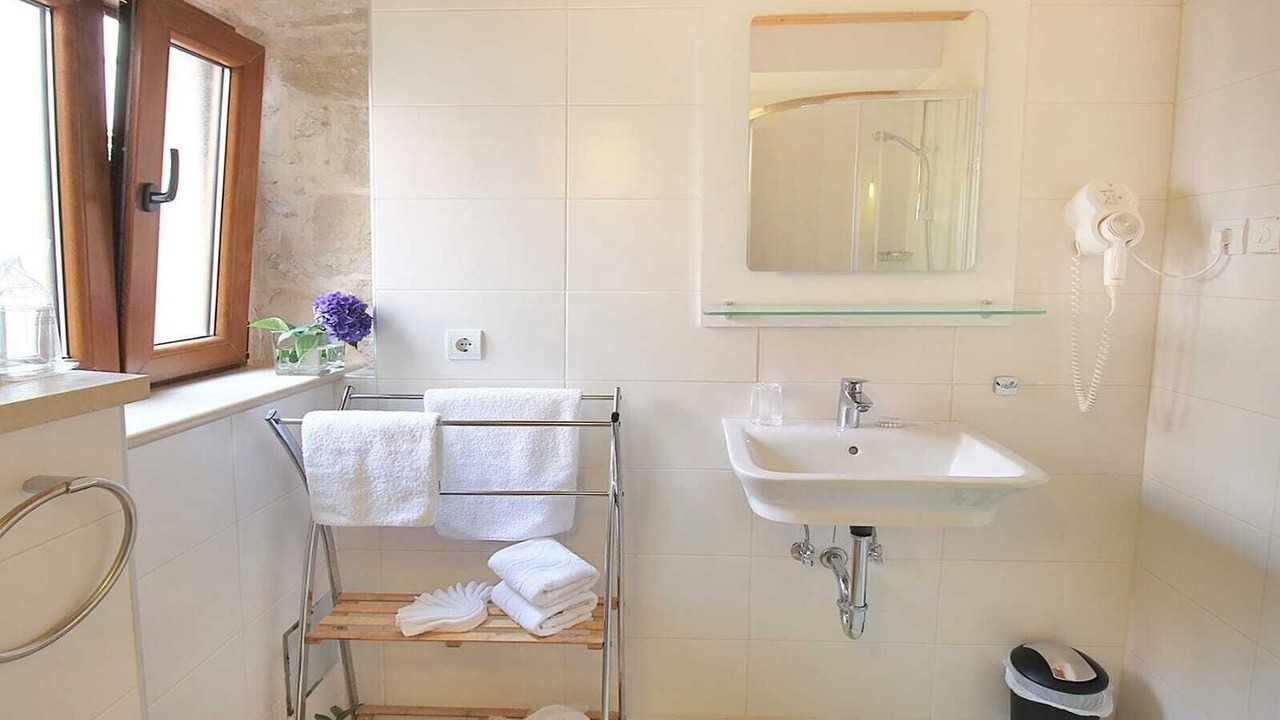Photo of Bathroom in Cavtat Old Town