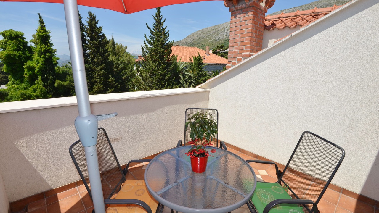 Photo of Outdoor in Pile