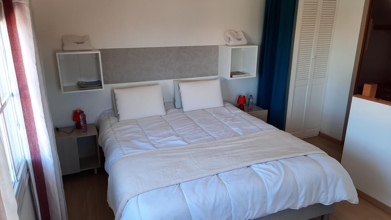 Photo of Bedroom in Saint-Michel-Chef-Chef
