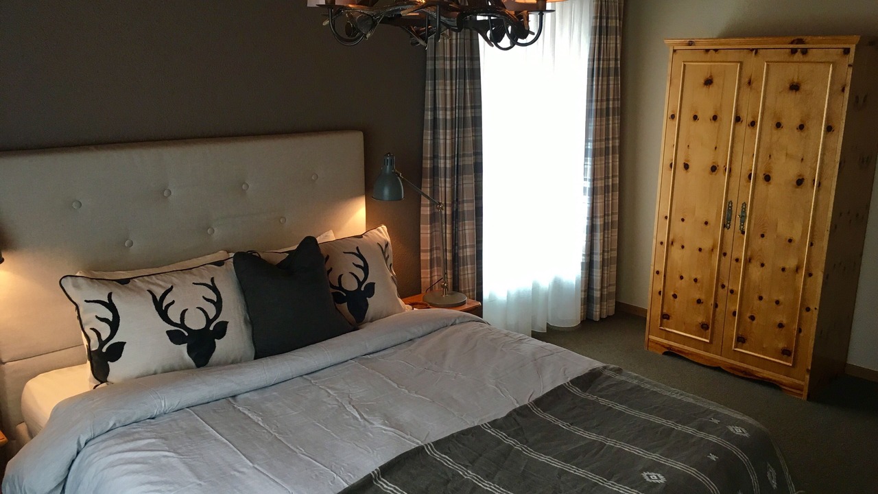Photo of Bedroom in Noes