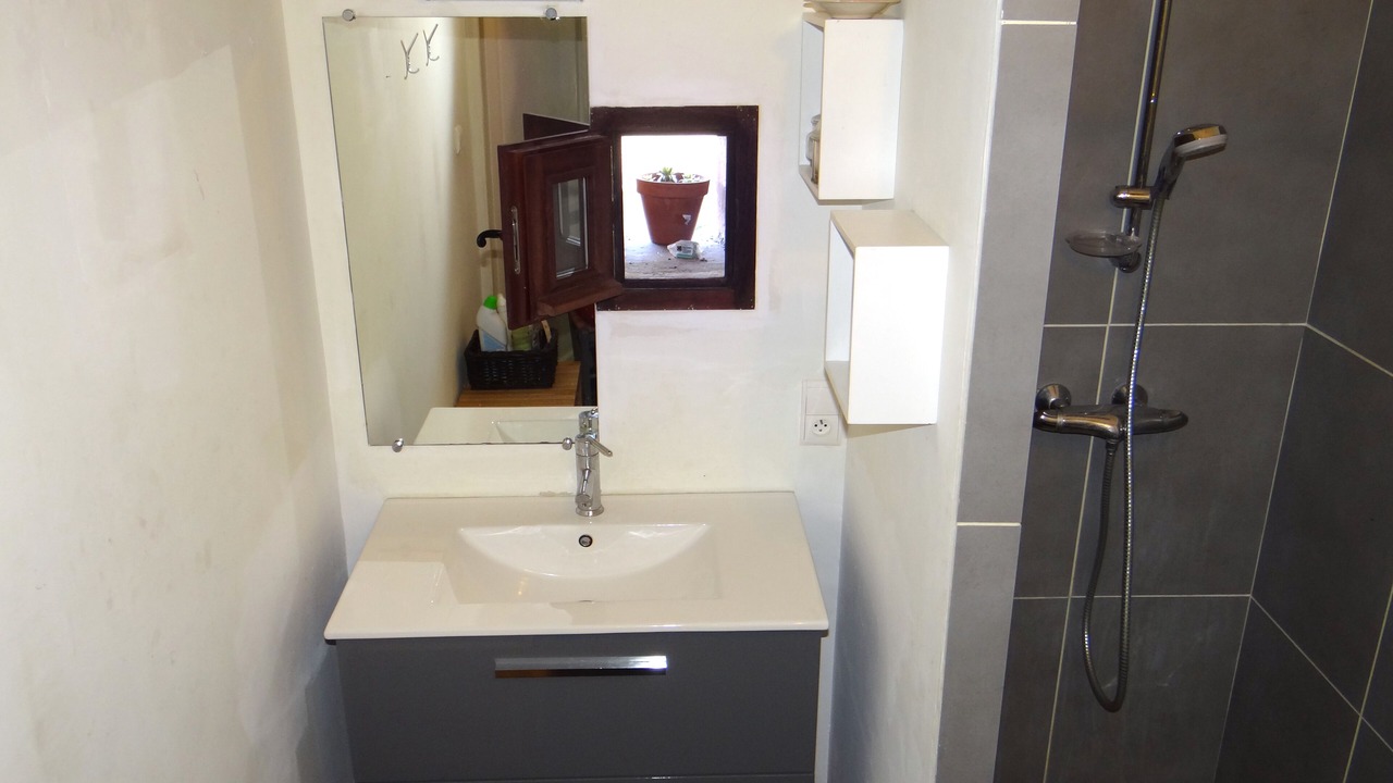 Photo of Bathroom in Mazeres