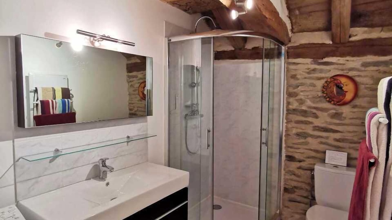 Photo of Bathroom in Aujac