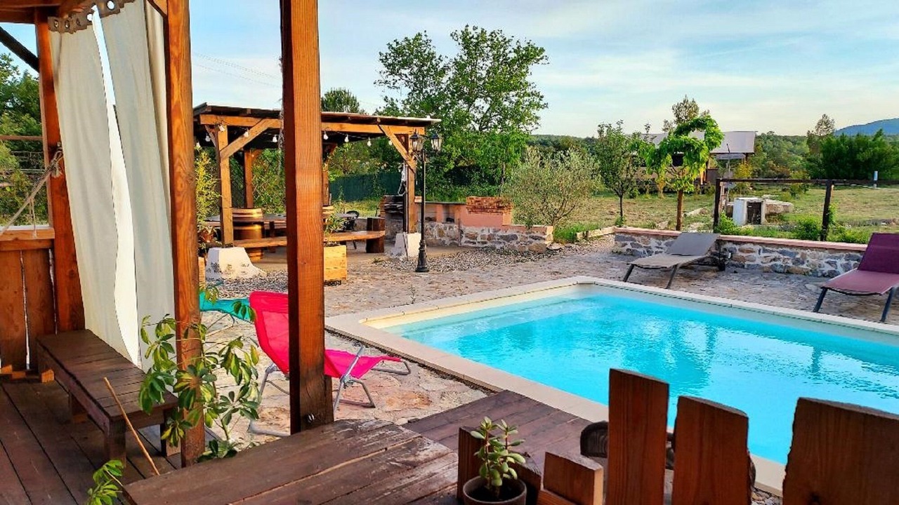 Photo of Outdoor in Saint-Andre-de-Cruzieres