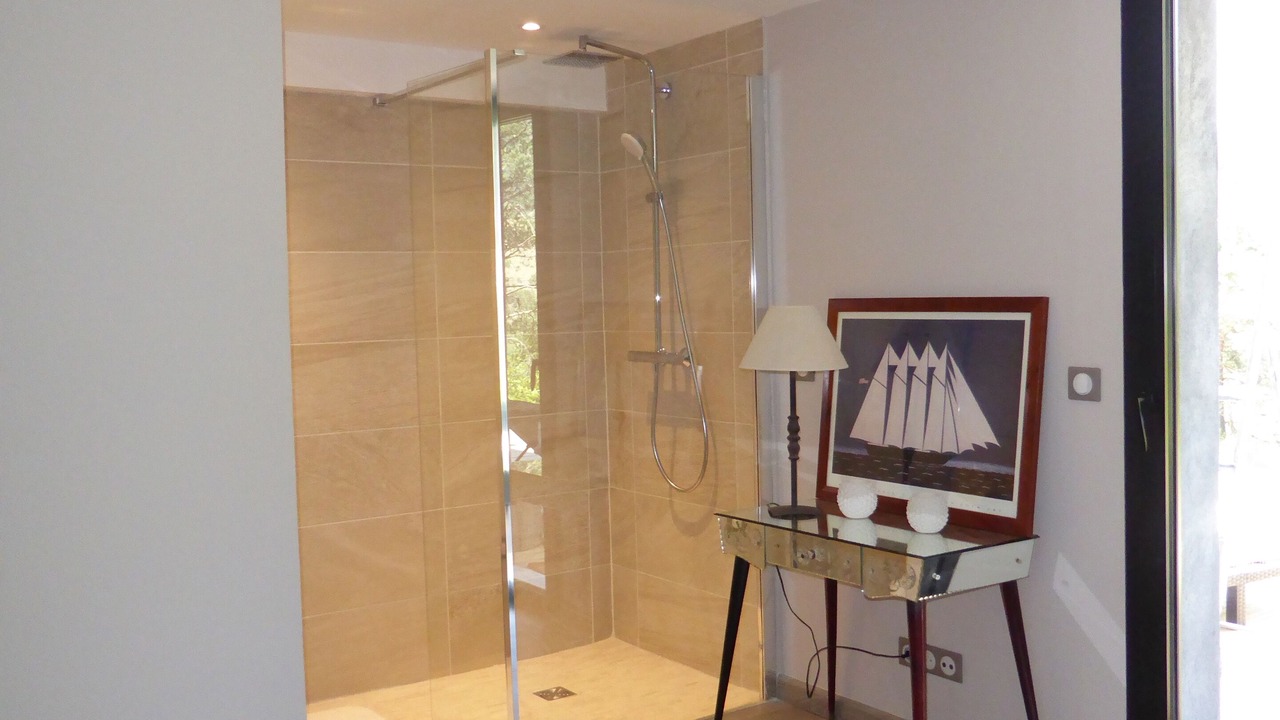 Photo of Bathroom in Meolans-Revel