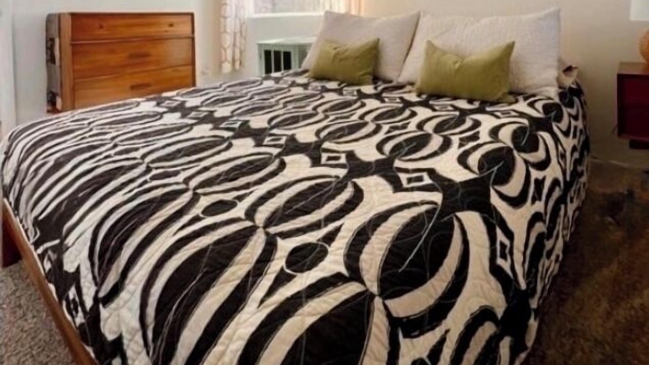 Photo of Bedroom in Downtown