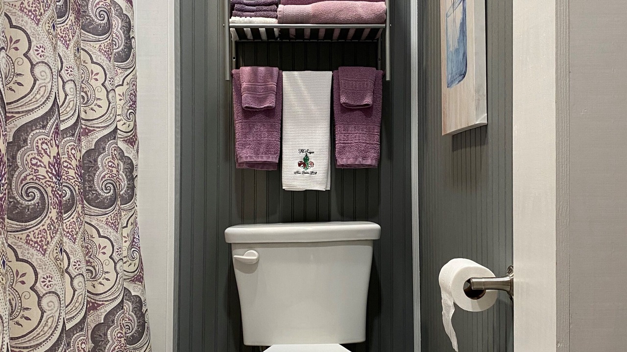 Photo of Bathroom in New Iberia