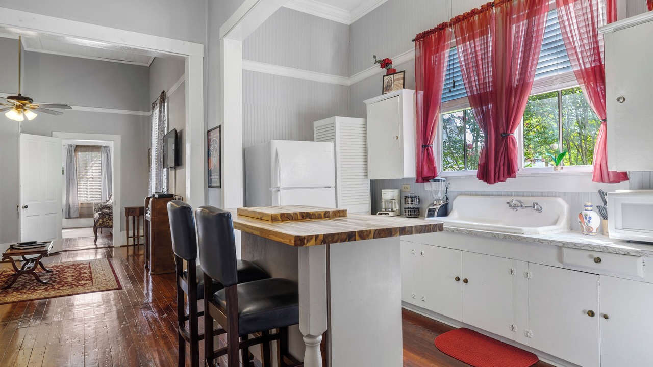 Photo of Kitchen in New Iberia