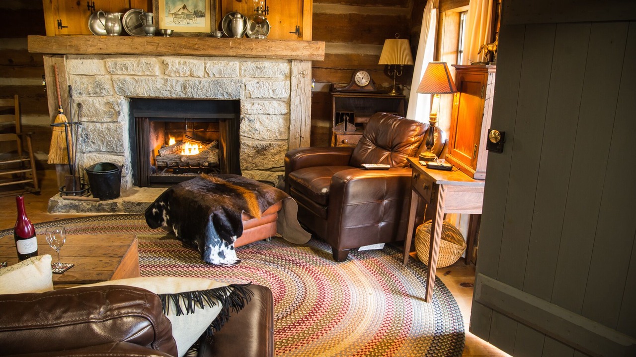 Photo of Livingroom in Rogersville