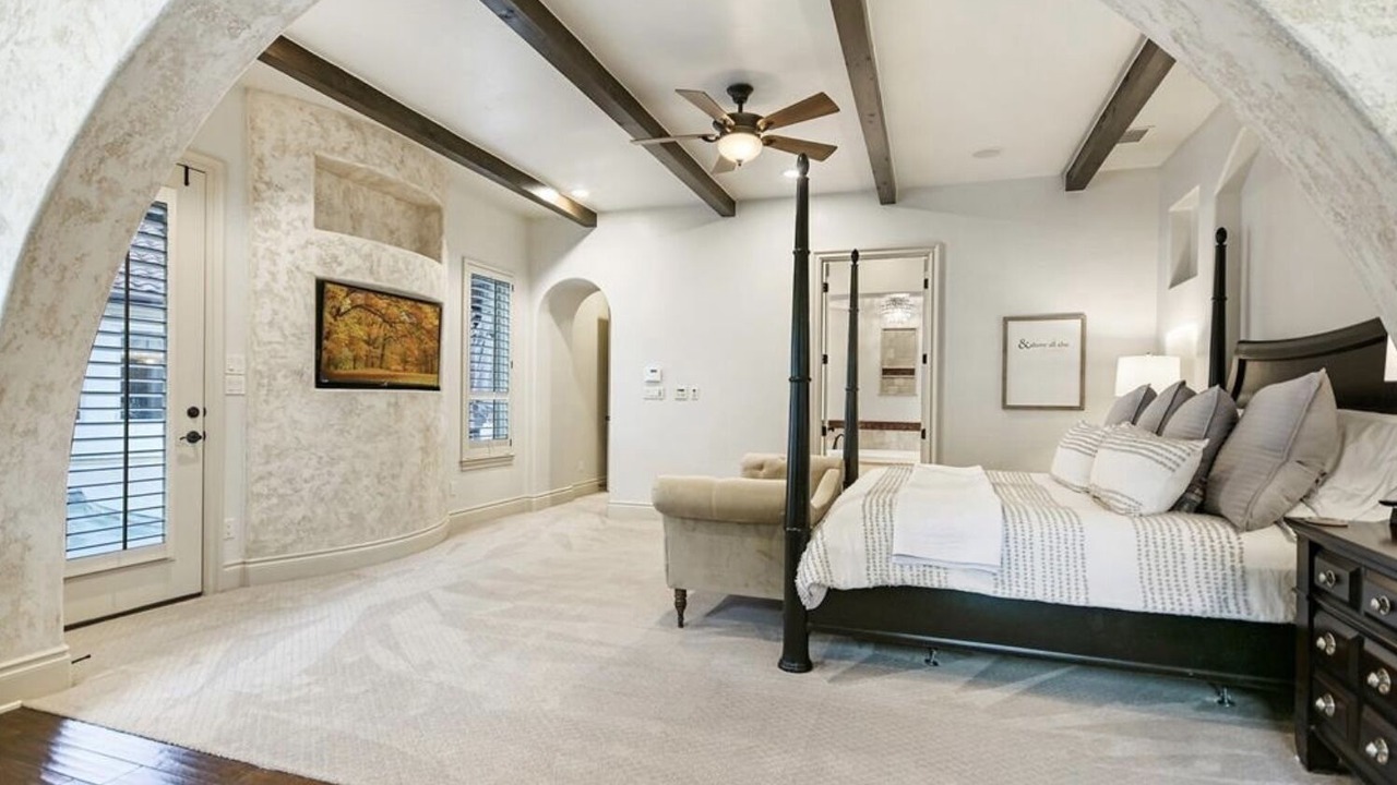 Photo of Livingroom in Lower Basin Lake Travis