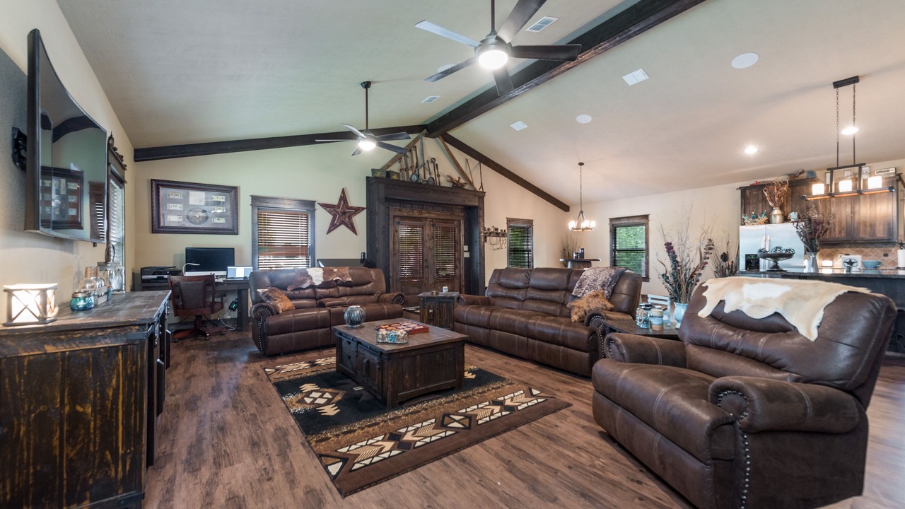 Photo of Livingroom in Caldwell
