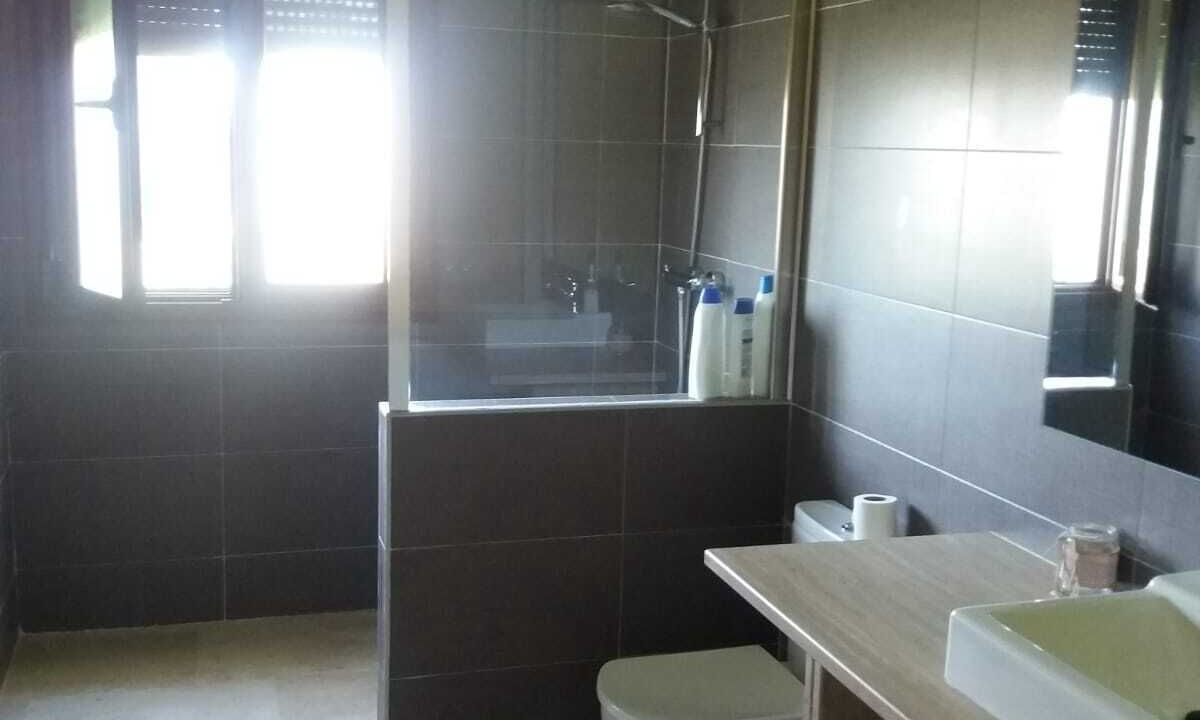 Photo of Bathroom in Arenas de San Juan