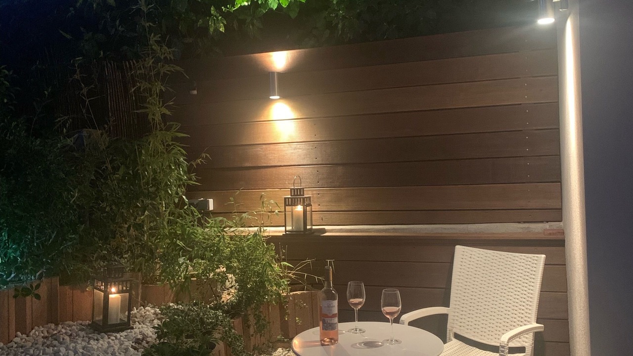 Photo of Patio Balcony in Etat Unis - Le Bocage