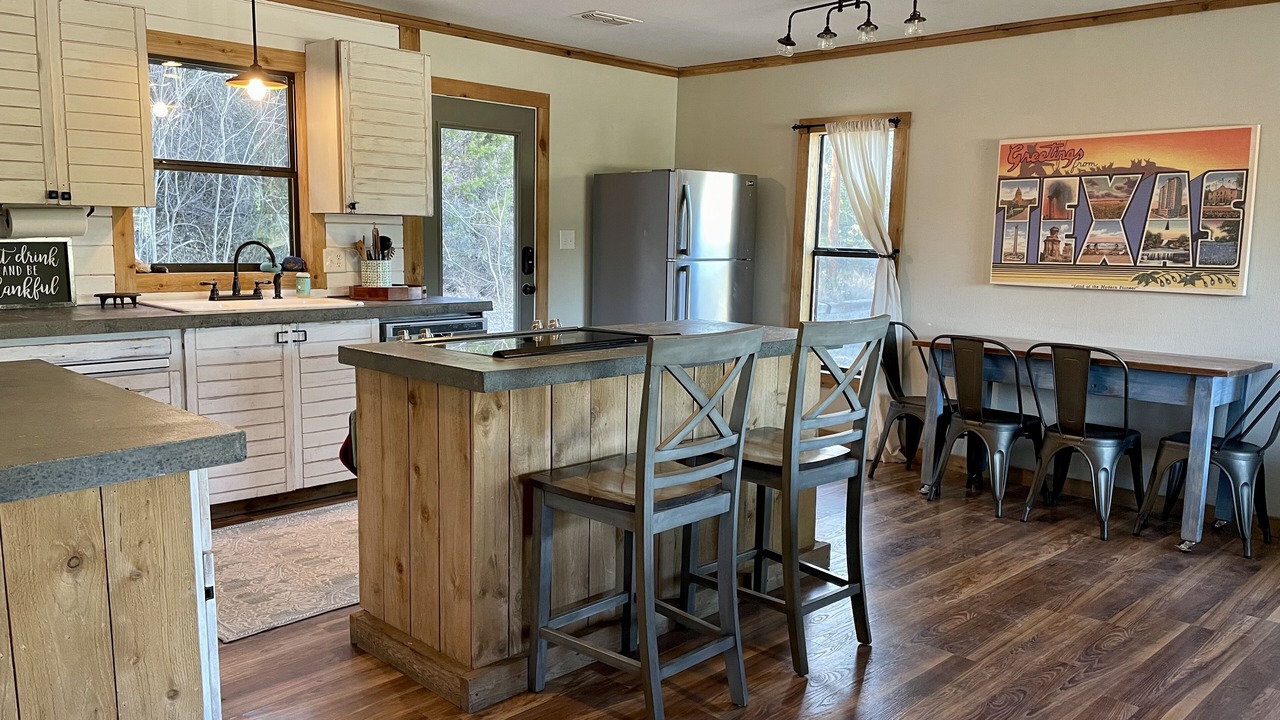 Photo of Kitchen in Leakey