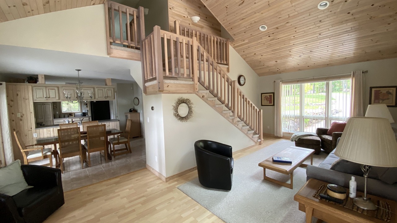 Photo of Livingroom in Town of Webb