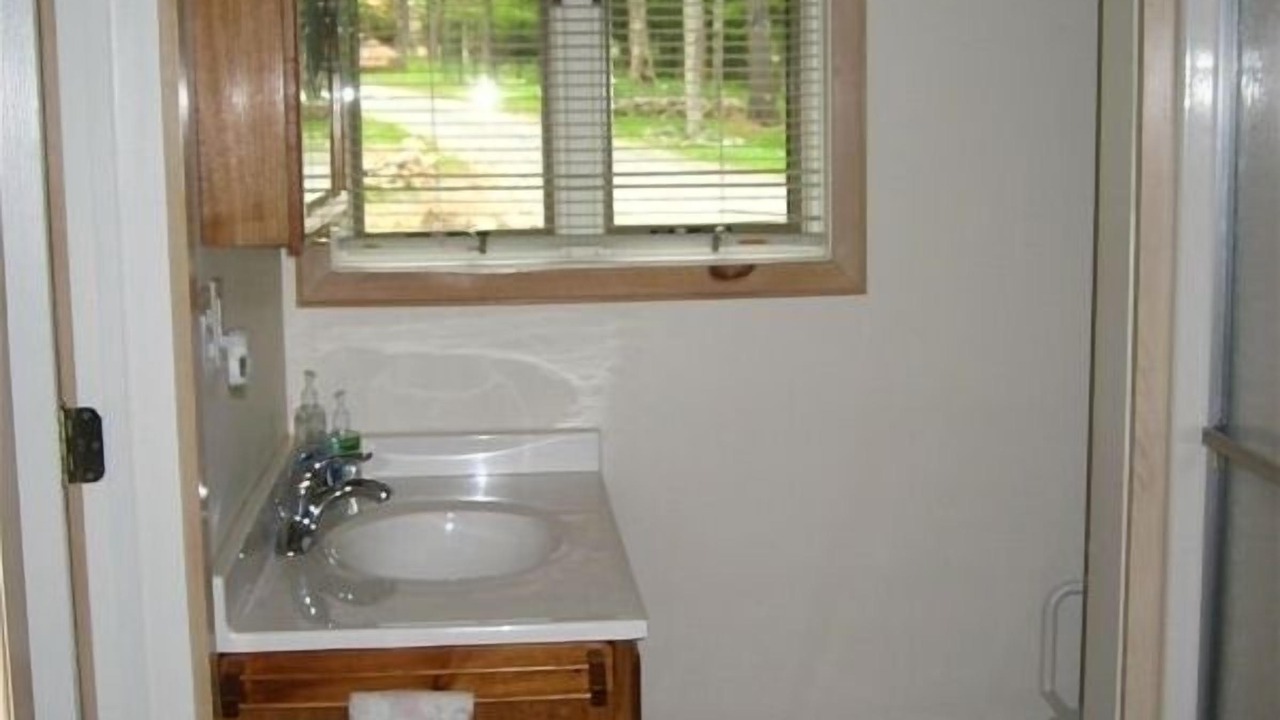 Photo of Bathroom in Town of Webb