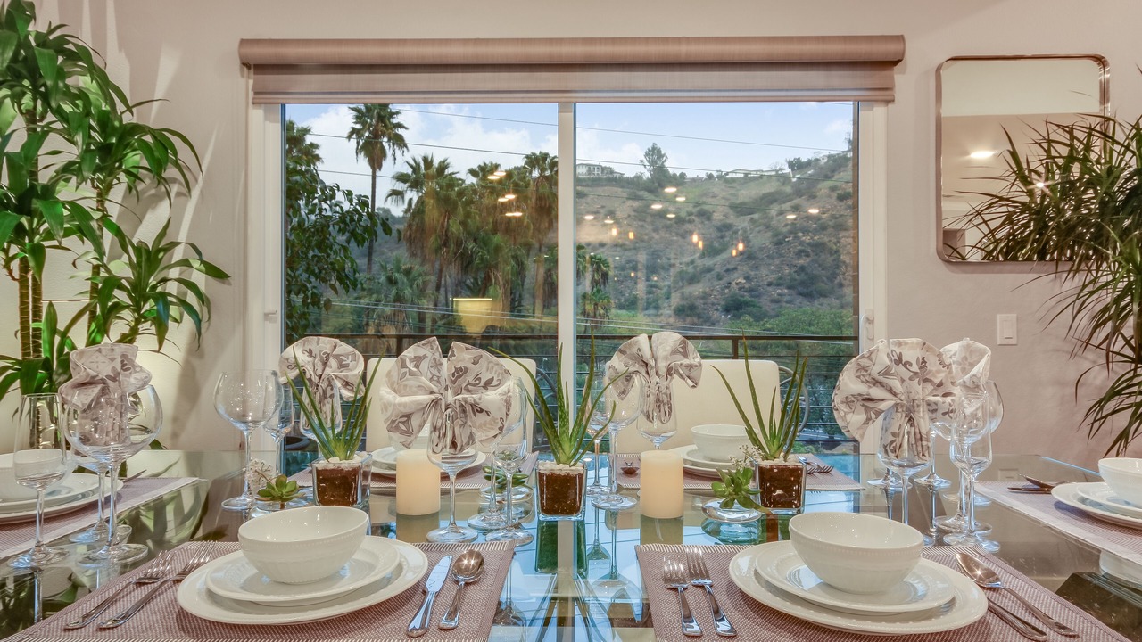 Photo of Others in Hollywood Hills