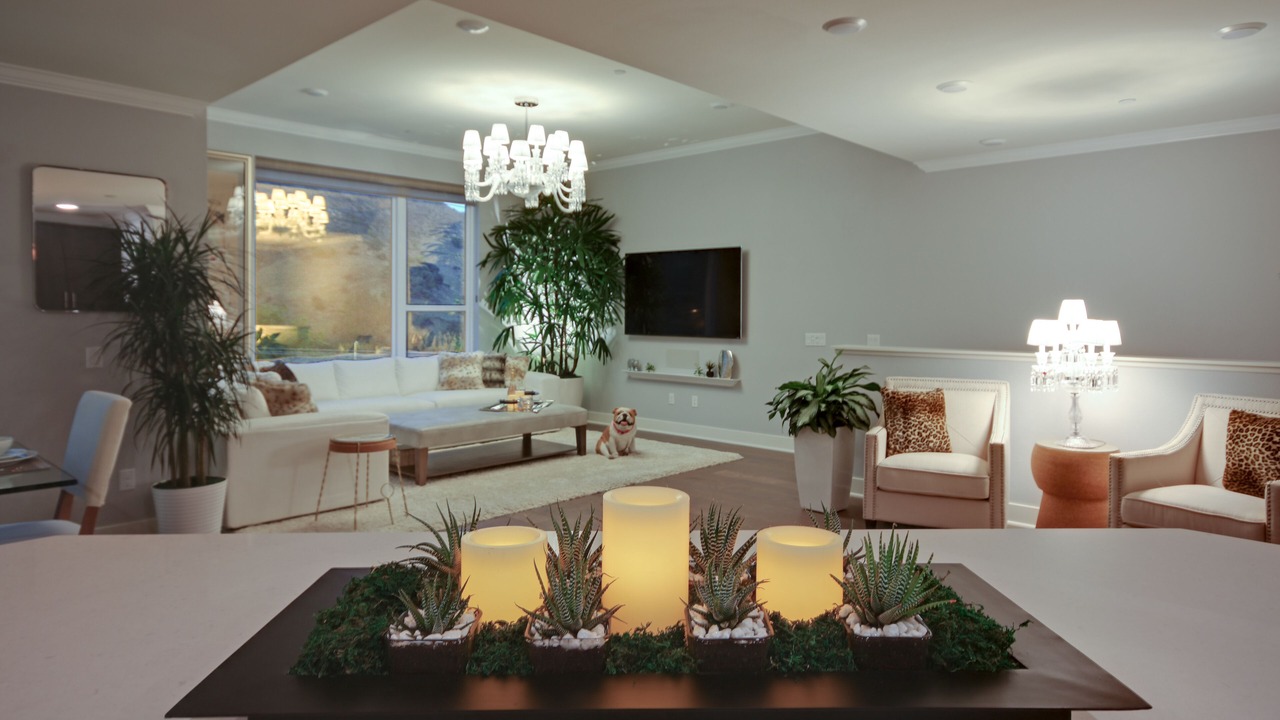 Photo of Others in Hollywood Hills