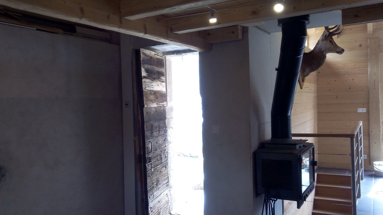 Photo of Others in Montmin