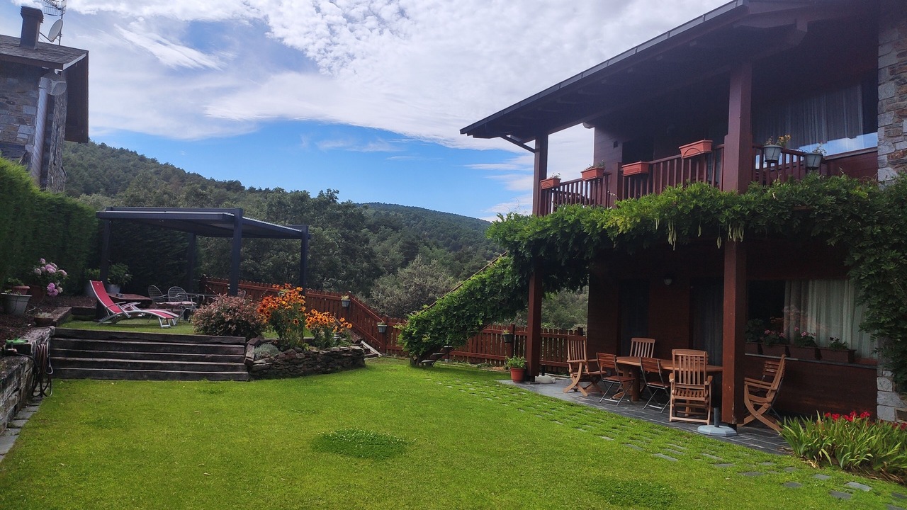 Photo of Outdoor in Aravell