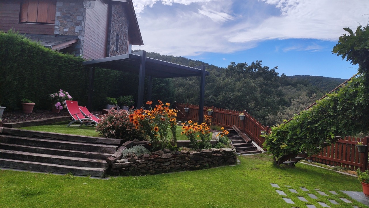 Photo of Outdoor in Aravell