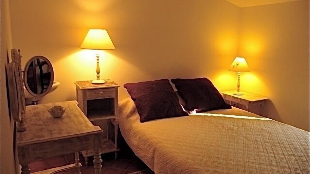 Photo of Bedroom in Faucon
