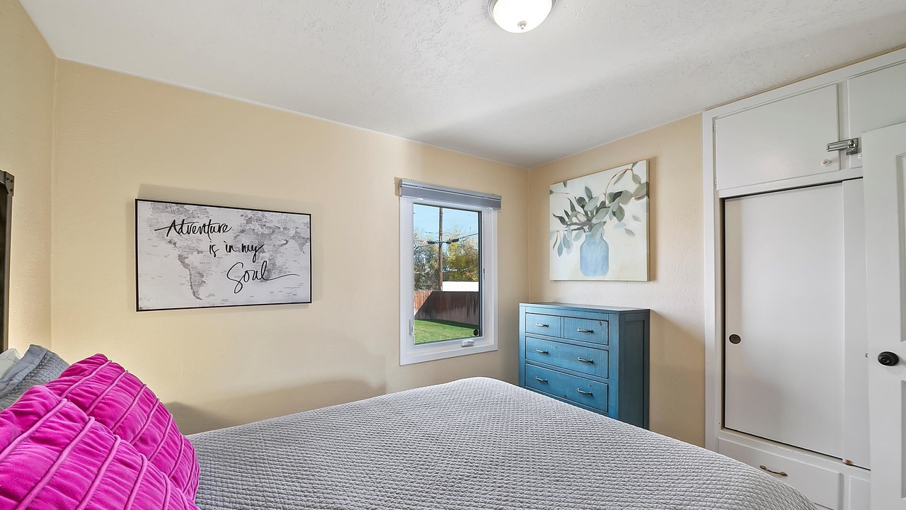 Photo of Others in Depot Bench