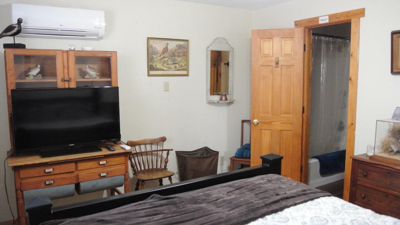 Photo of Bedroom in Vernon