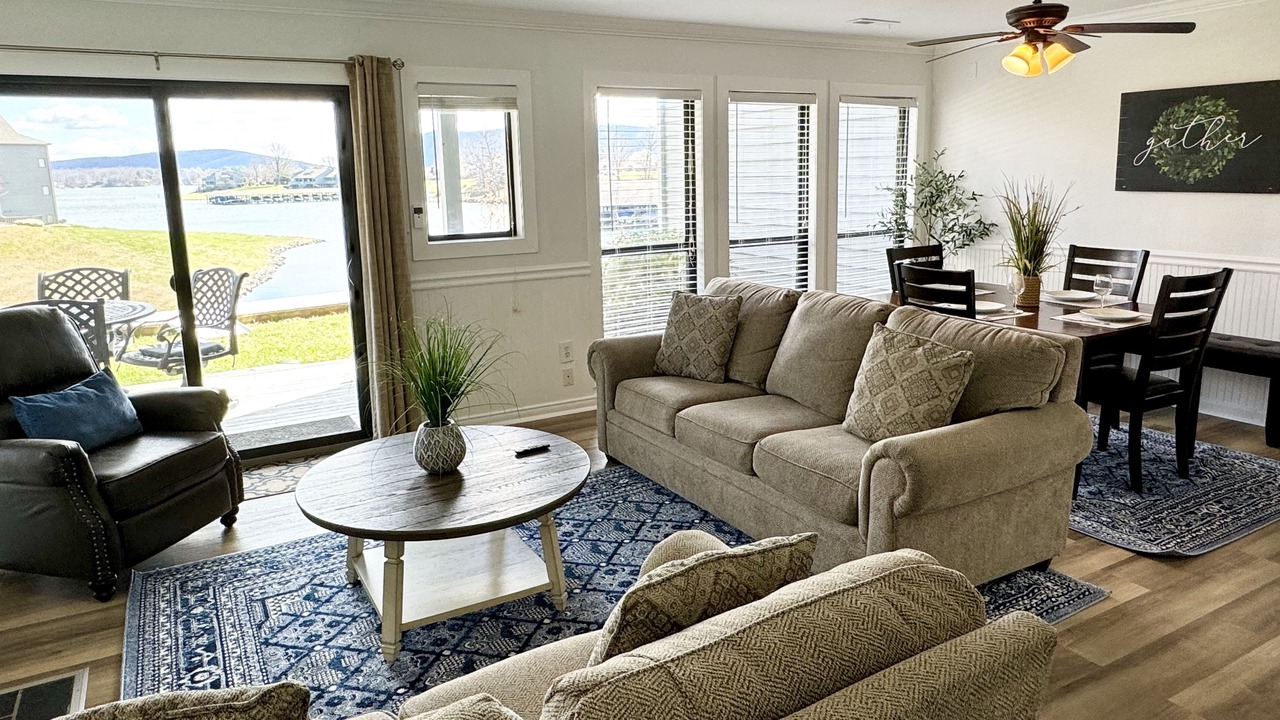Photo of Livingroom in North Shore