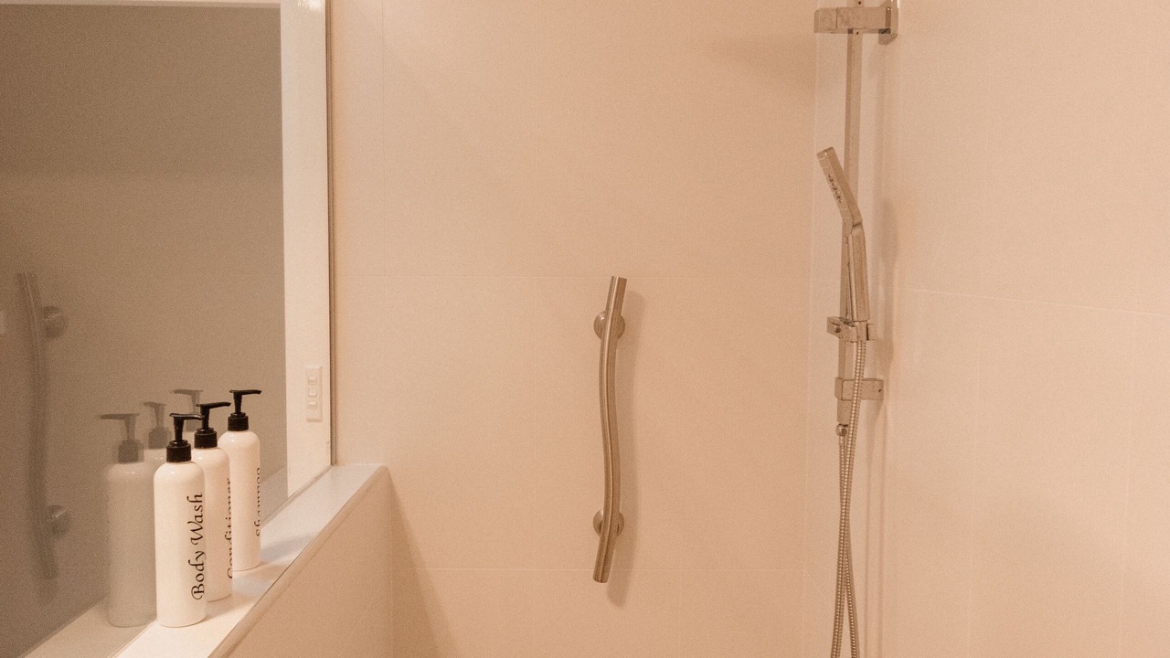 Photo of Bathroom in Scone