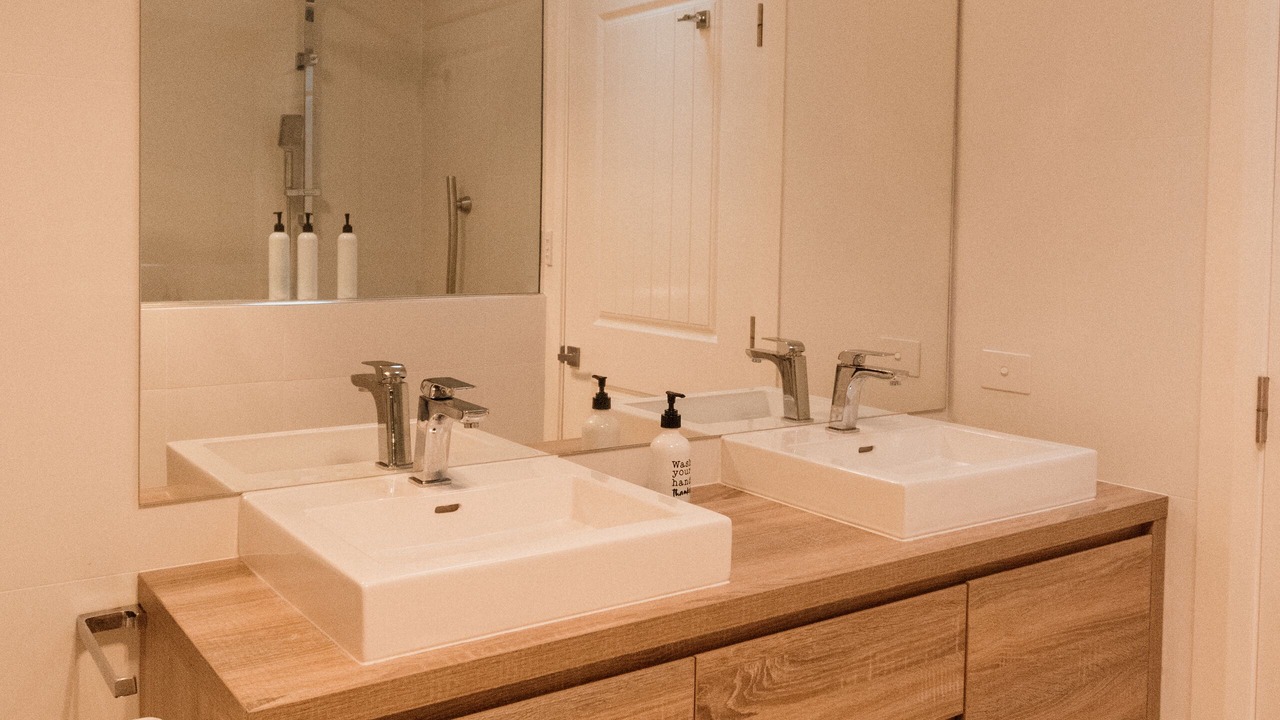 Photo of Bathroom in Scone