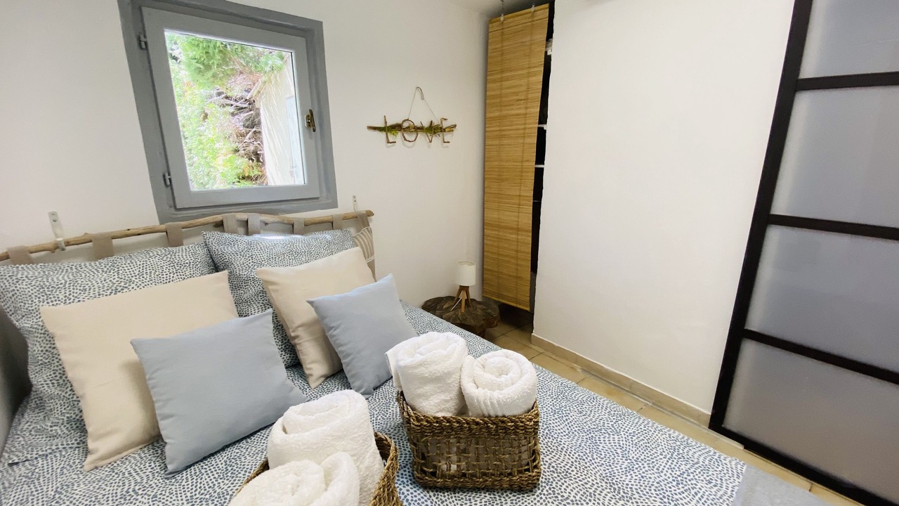 Photo of Bedroom in Boulbon