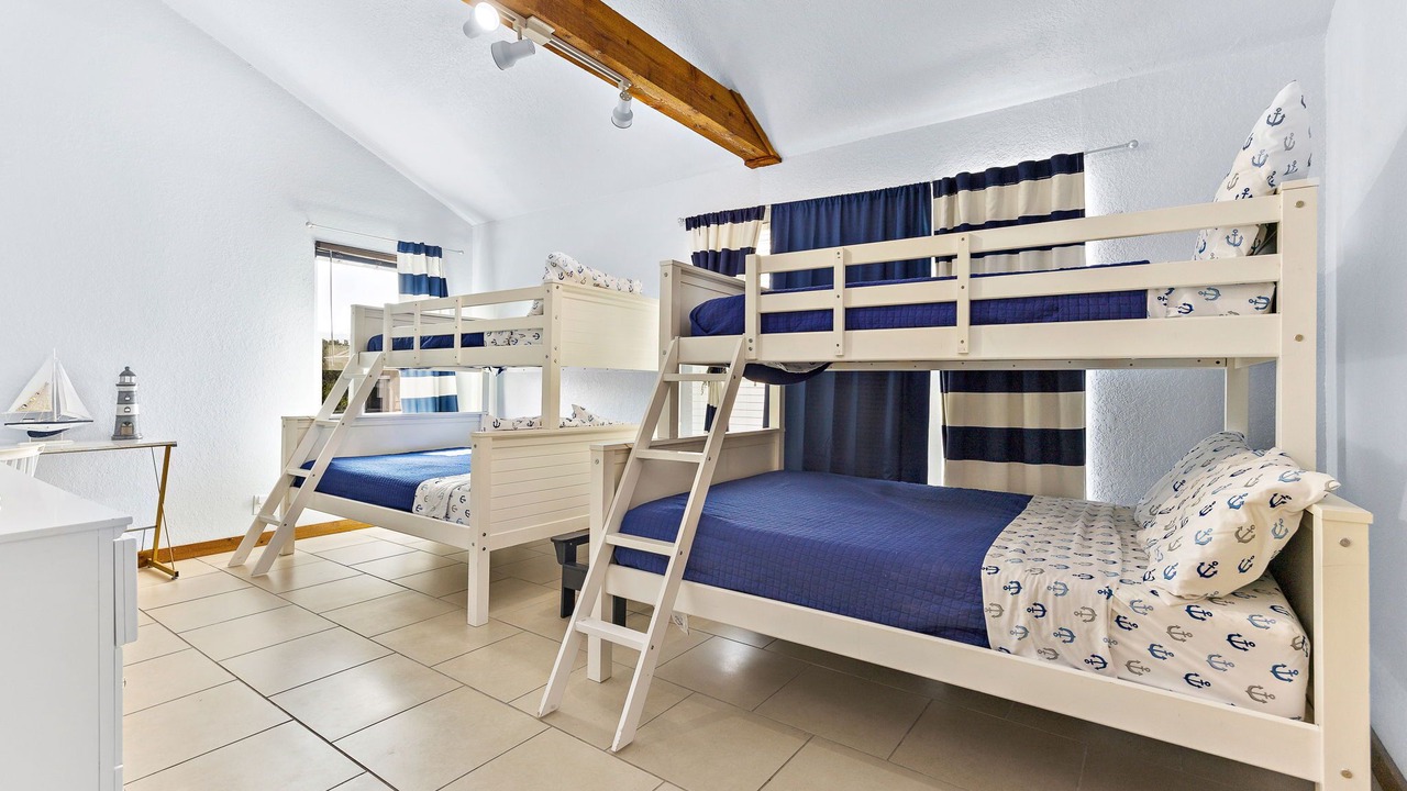 Photo of Bedroom in Briarcliff