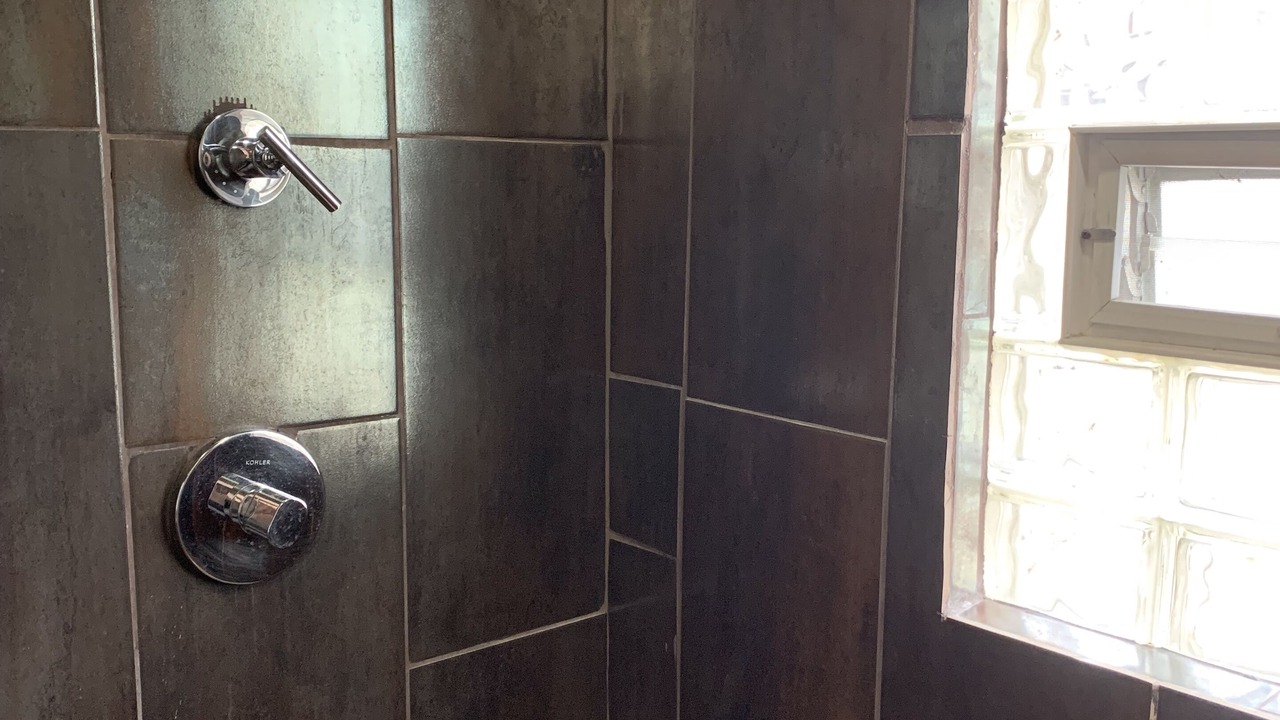 Photo of Bathroom in Oak Park