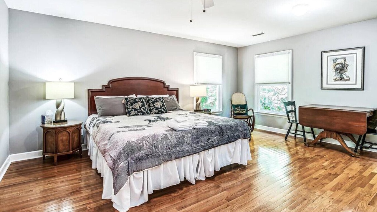 Photo of Bedroom in Cherokee Park