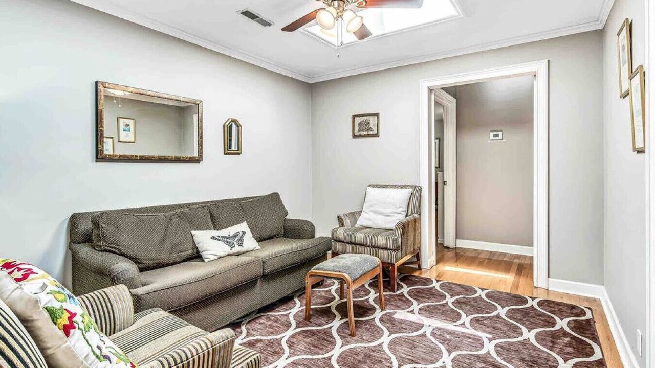 Photo of Livingroom in Cherokee Park