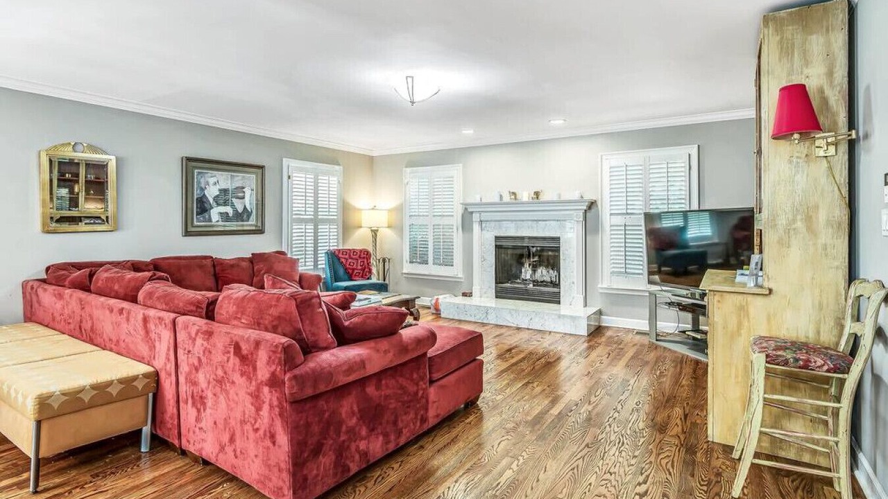 Photo of Livingroom in Cherokee Park