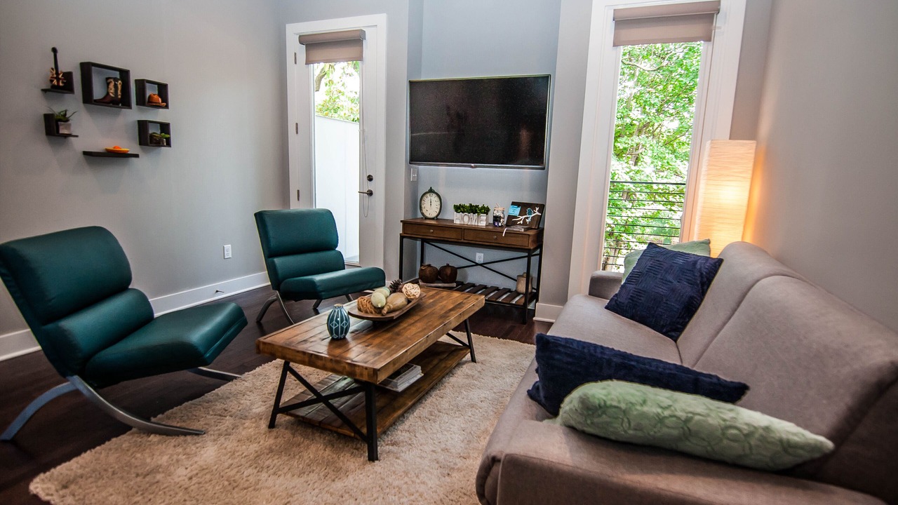 Photo of Livingroom in Chestnut Hill