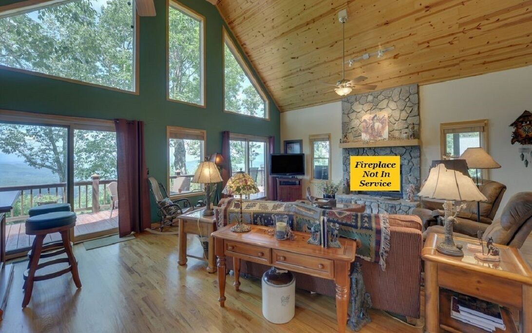 Photo of Livingroom in Murphy